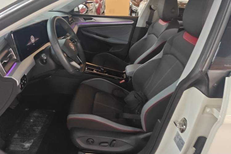 Used Volkswagen Lamando 2022 Lavida L 280TSI DSG Cool & Spicy Edition Left Front Seat