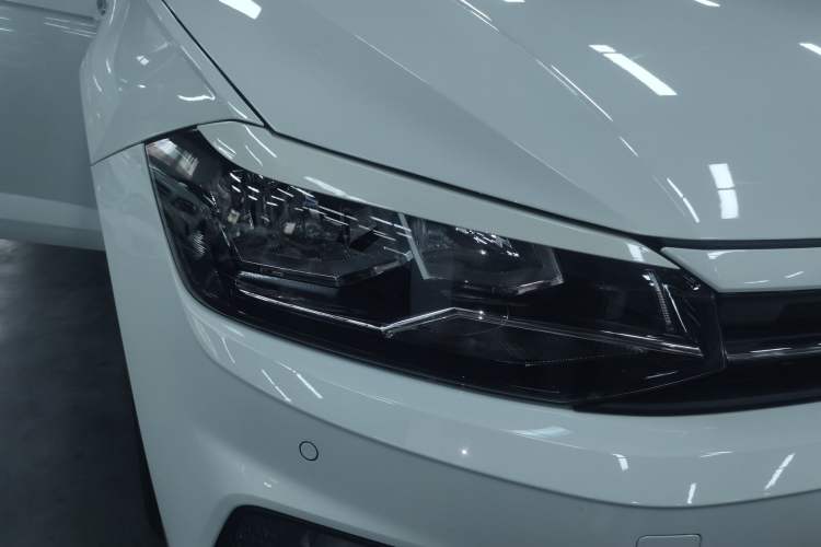 Used Volkswagen Polo 2023 Plus 1.5L Automatic Enjoy-the-Moment Edition Right Front Headlight