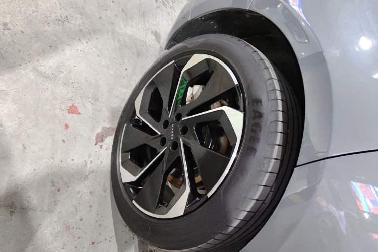 Used Zeekr 001 2022 Ultra-Long Range Dual-Motor ME Version
