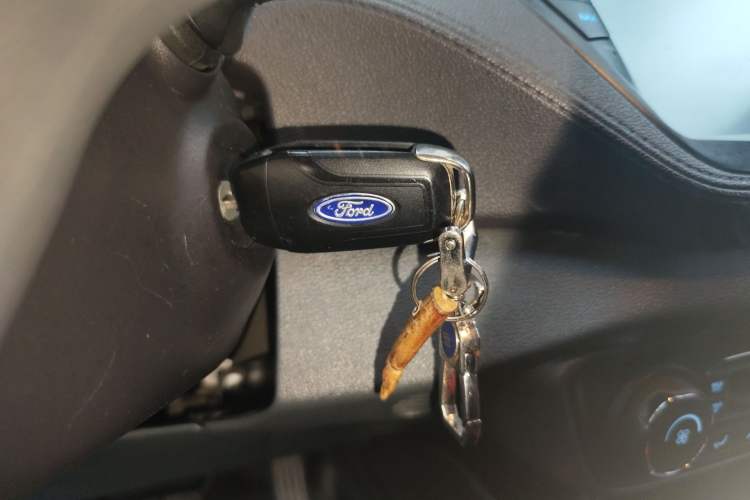 Used Ford Escort 2017 Happiness Edition 1.5L Automatic Fashion Version