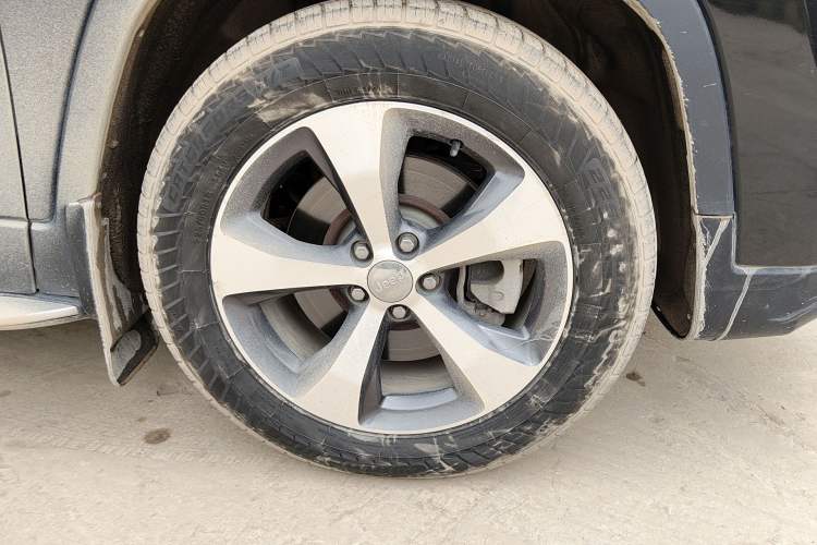 Used Jeep Cherokee 2019 2.0T 2WD Enjoyment Edition China V