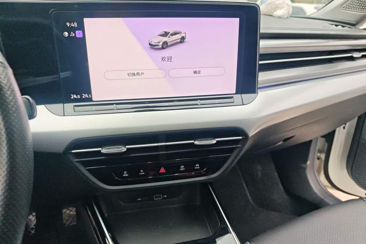 Used Volkswagen Lamando 2022 Lavida L 280TSI DSG Cool & Spicy Edition Audio And AC Panel