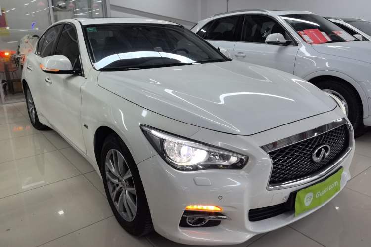 Used Infiniti Q50 2014 2.0T Luxury Edition
