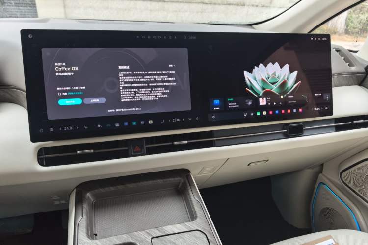 Used Wey Gaoshan 2025 Model Four-Wheel Drive Gao Shan 7
