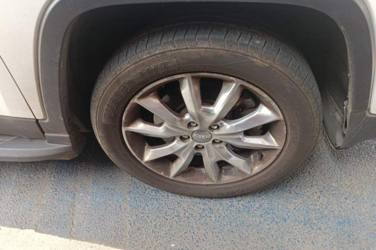 Used Jeep Cherokee 2014 2.4L Luxury Edition