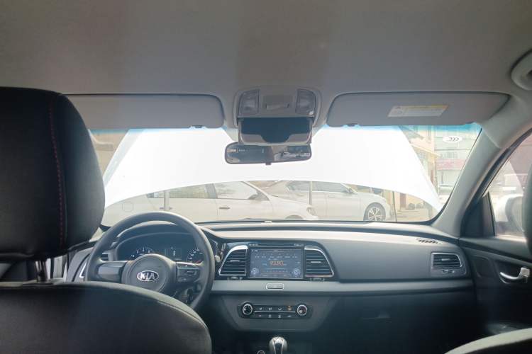 Used Kia K4 2014 1.8L Manual GL
