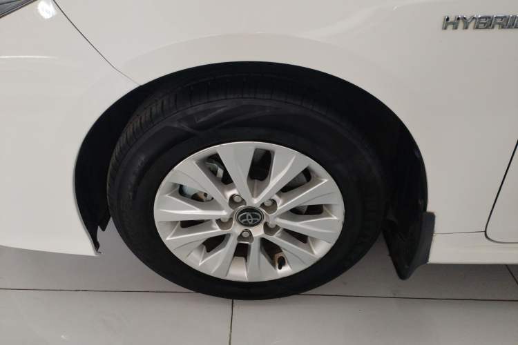 Used Toyota Corolla 2023 1.8L Smart Electric Hybrid Dual-Motor Pioneer Edition Left Front Wheel Hub