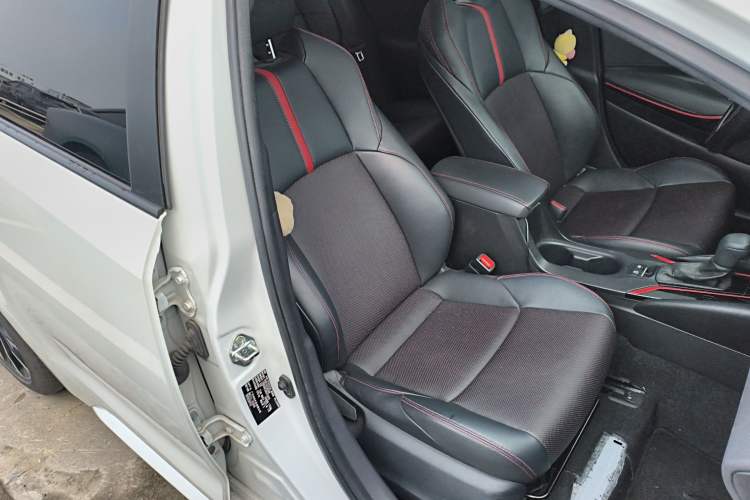 Used Toyota Levin 2021 Dual-Motor 1.8H E-CVT Sport Edition Right Front Seat