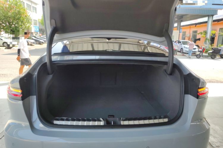 Used Nio ET7 2022 75 kWh Trunk