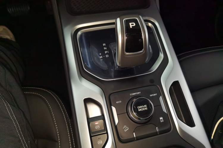 Used Geely Auto Haoyue 2020 1.8TD DCT Luxury 7-Seater
