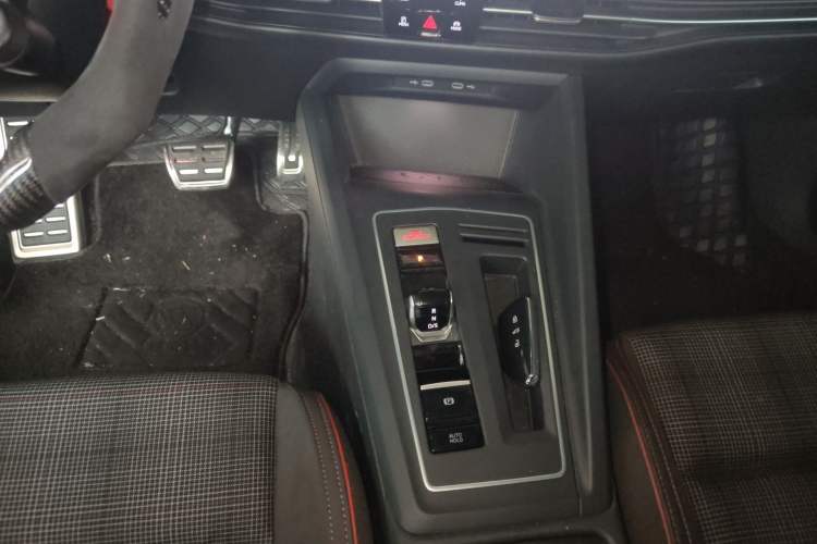 Used Volkswagen Golf GTI 2026 Model 380TSI DSG GTI
