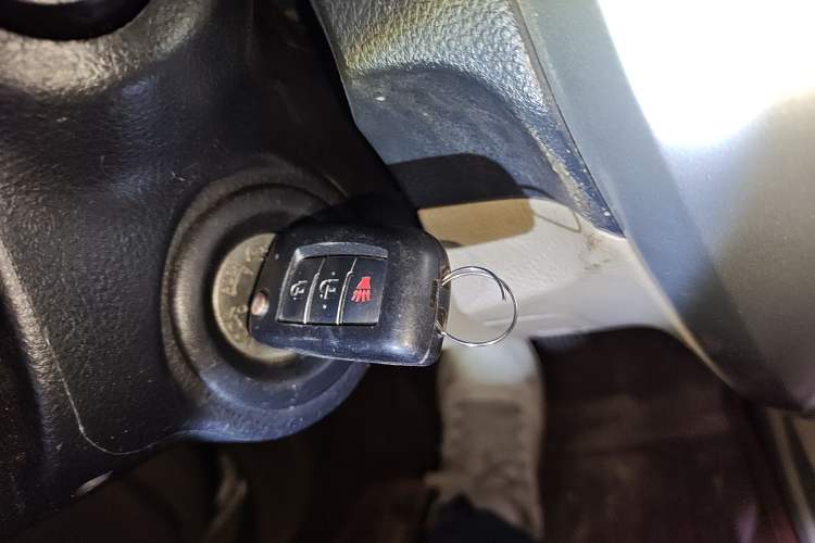 Used Nissan Livina 2013 1.6XE Manual Comfort Edition