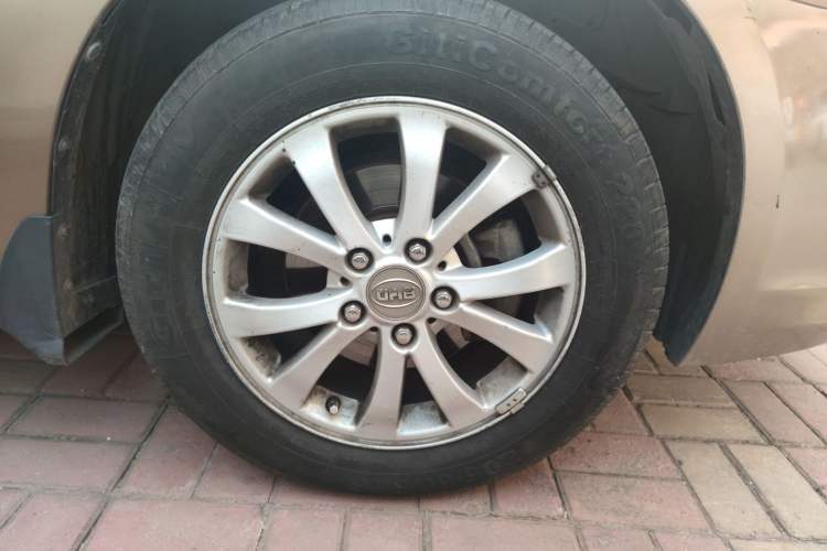 Used BYD G6 2013 2.0L Manual Luxury Version
