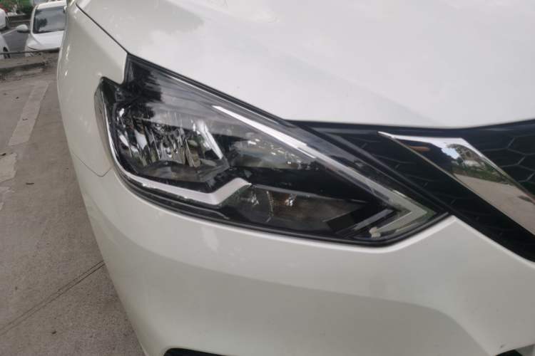 Used Nissan Sylphy 2022 Classic 1.6XE CVT Comfort Edition Right Front Headlight