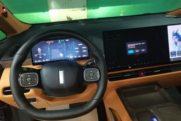 Used Wey Gaoshan 2025 Four-Wheel Drive Alpine 9
