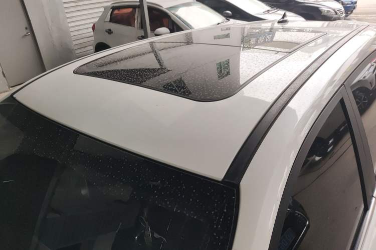 Used CHANGAN OSHAN X5 2021 1.5T DCT Prestige Edition Roof