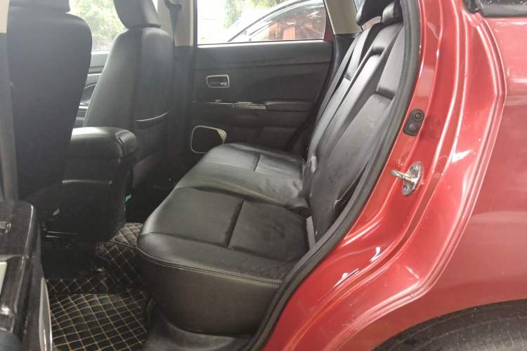 Used Mitsubishi ASX 2018 2.0L CVT Two-Wheel Drive Deluxe Edition