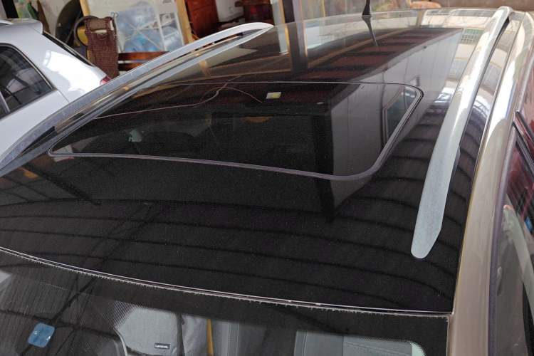 Used Volkswagen Polo 2014 1.6L Cross Polo Automatic