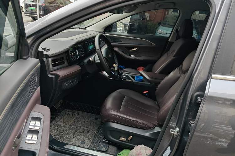 Used JETOUR X90 PLUS 2023 Facelift 1.6TD DCT Villa 7-Seater
