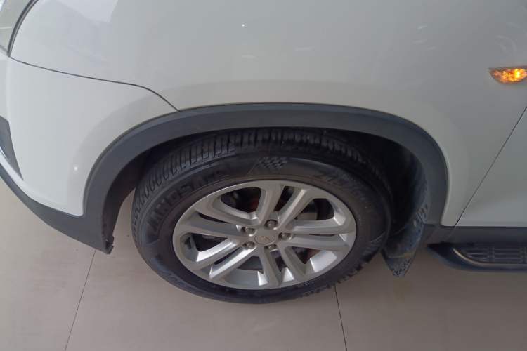 Used Chevrolet Trax 2016 1.4T Manual Two-Wheel Drive Comfort Version with Sunroof
