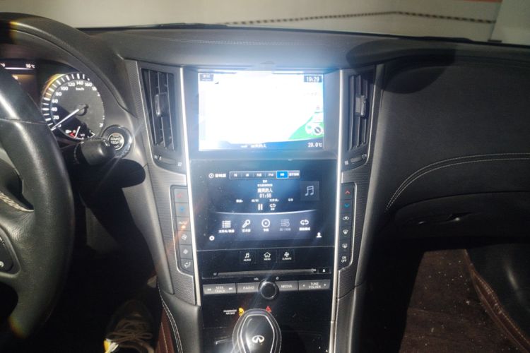 Used Infiniti Q50L 2018 2.0T Enjoyment Version China V Standard Audio And AC Panel