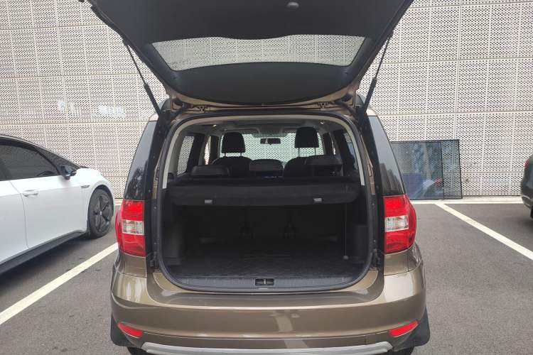 Used Skoda Yeti 2016 1.4TSI DSG Advanced Edition