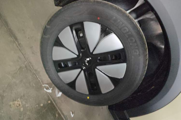 Used Wuling Bingo S 2025 Model 325km Deluxe Edition