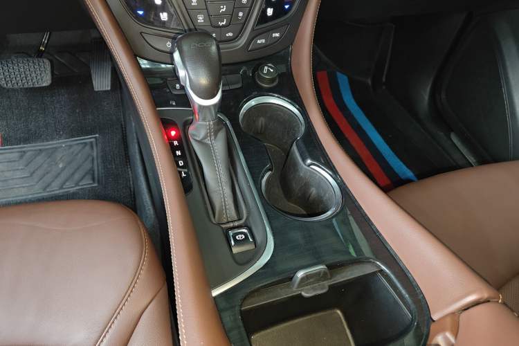 Used Buick Envision 2021 532T Two-Wheel-Drive Luxury Version