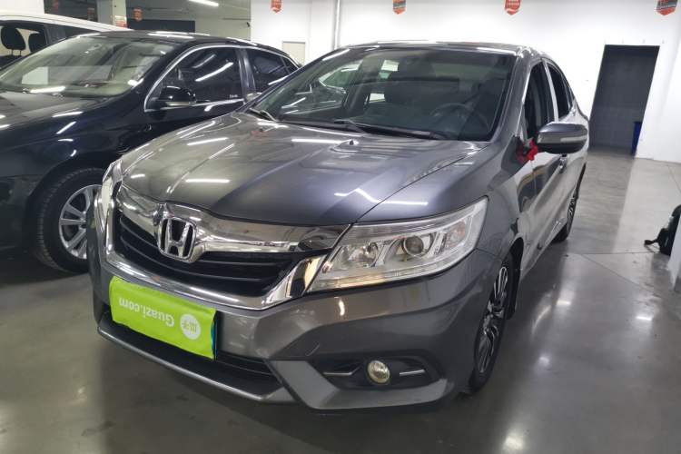 Used Honda Crider 2015 1.8L automatic luxury edition