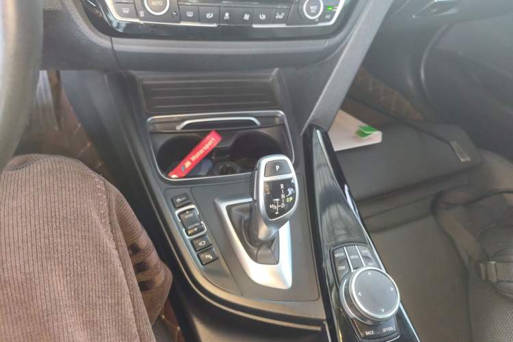 Used BMW 3 Series 2018 320Li Leading Model M Sport Package