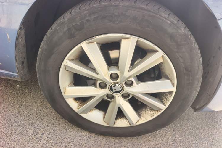 Used Skoda Rapid 2016 1.6L Manual Trend Edition
