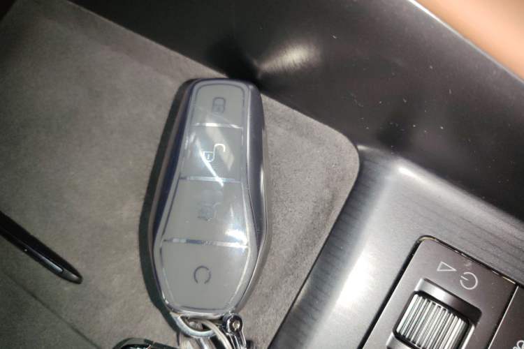 Used BYD Song L EV 2024 550km Beyond Edition
