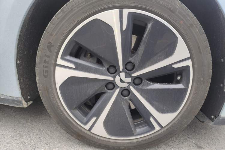 Used Nio ET5T 2023 75 kWh Touring Exterior 7