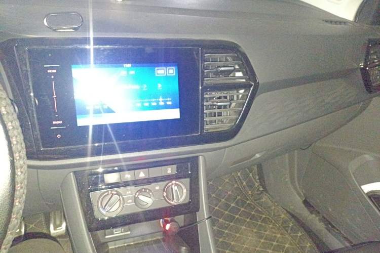 Used Jetta VS5 2019 280TSI Manual Enjoyment Model
