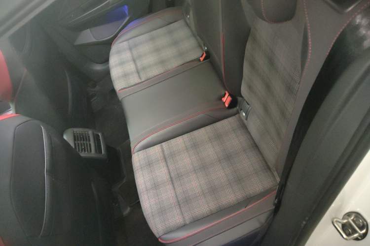 Used Volkswagen Golf GTI 2021 380TSI DSG GTI
