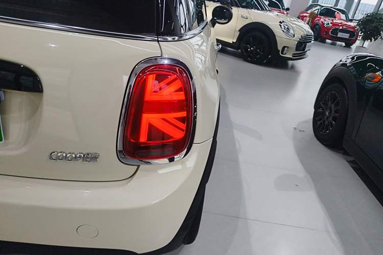 Used MINI 2021 1.5T COOPER Classic Edition Right Rear Taillight