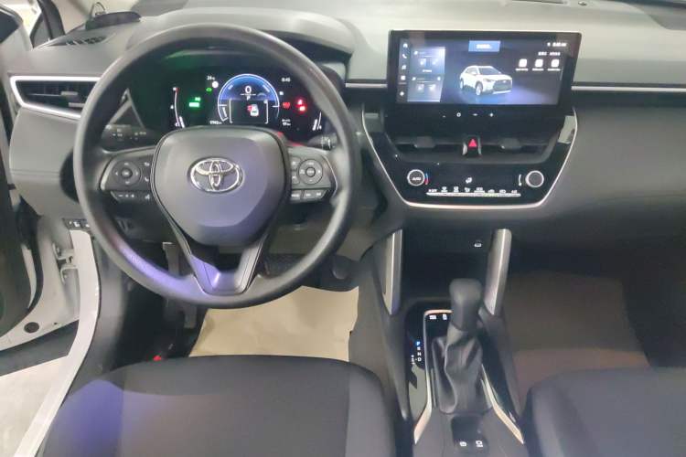 Used Toyota Corolla Cross 2023 Dual-Motor 2.0L Pioneer Edition Audio And AC Panel