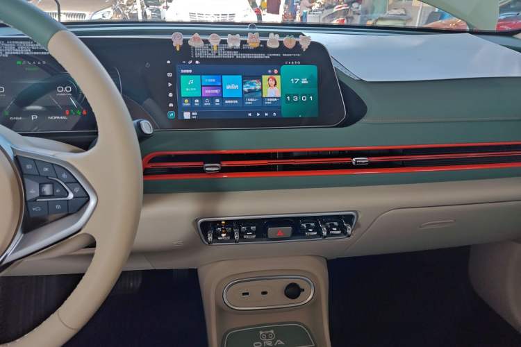 Used ORA Good Cat 2023 401 km Standard Range Prestige Version Lithium Iron Phosphate