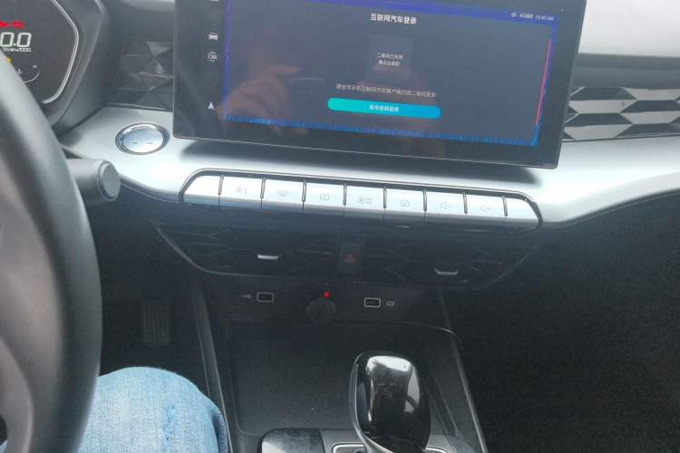 Used MG 5 2023 180 DVVT CVT Luxury Edition