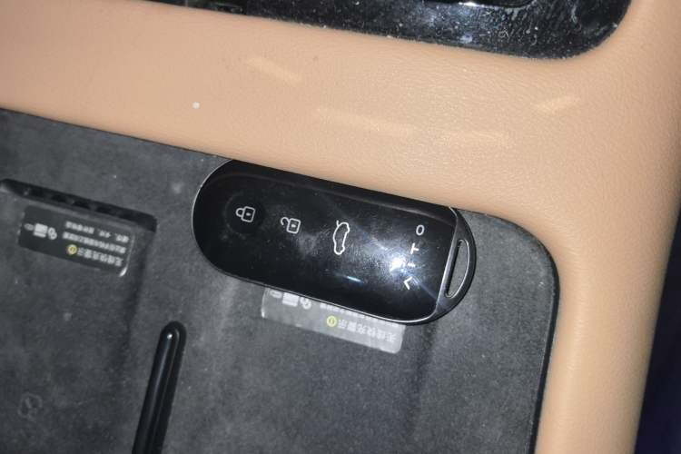 Used Hima AITO M7 2024 1.5T Rear-Drive Plus Version 5 Seats