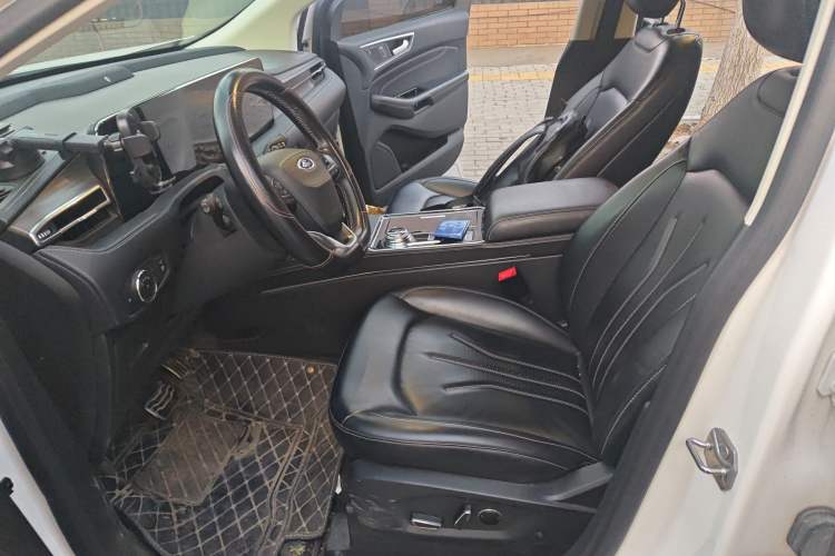 Used Ford Edge 2021 PLUS EcoBoost 245 Two-Wheel-Drive Titanium 7-Seater