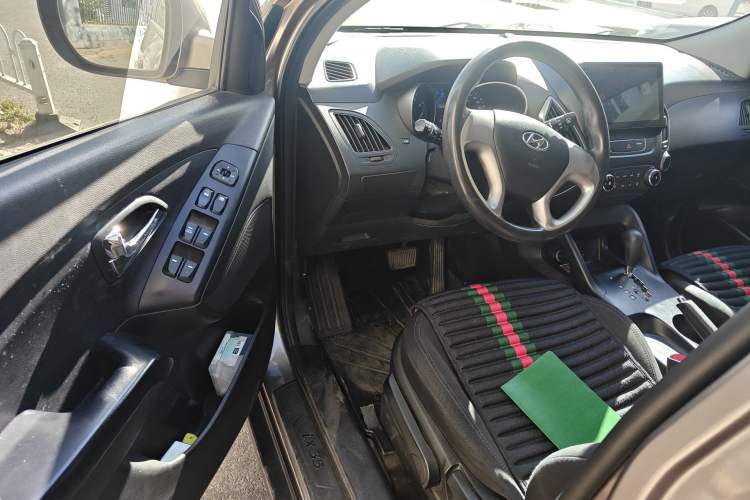 Used Hyundai ix35 2013 2.0L Automatic 2WD Comfort GL China IV Standard
