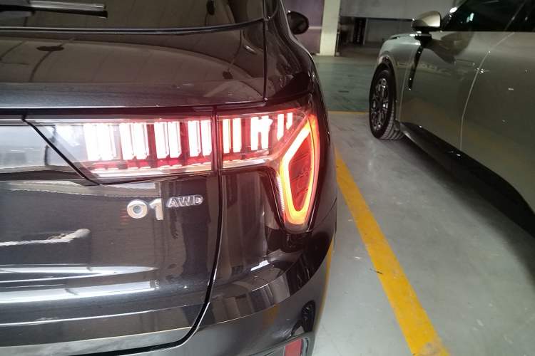 Used Lynk & Co 01 2021 2.0TD Four-Wheel Drive Dark Night Edition