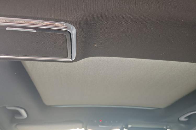 Used Mercedes-Benz GLC 2020 Facelift GLC 300 L 4MATIC Dynamic Edition
