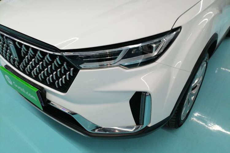 Used Bestune T33 2019 1.6L Automatic Connected Smart Cool Version China V Emission Standard