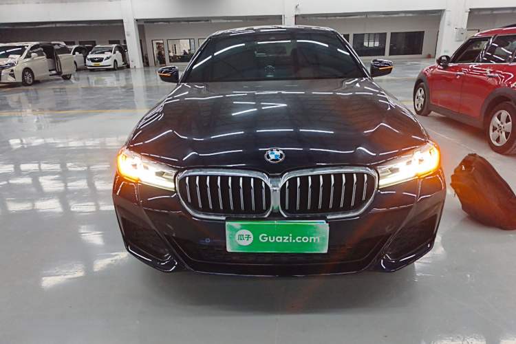 Used BMW 5 Series 2022 Restyled 525Li M Sport Package Front