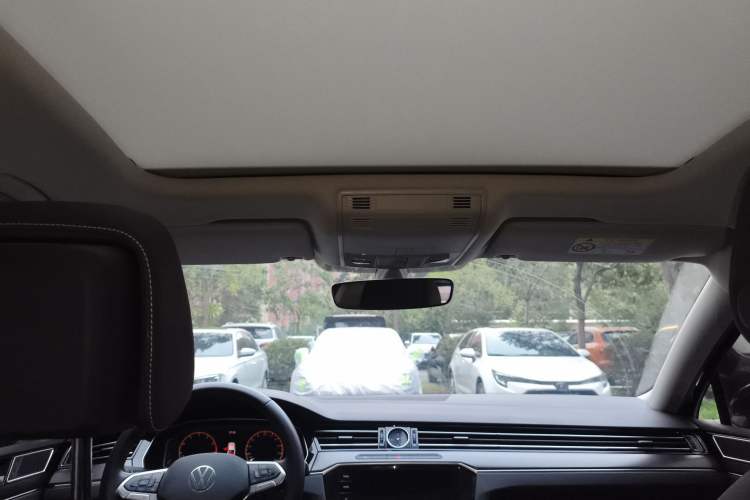 Used Volkswagen Magotan 2021 330TSI DSG 30th Anniversary Edition Headliner