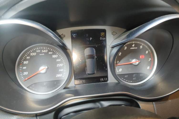 Used Mercedes-Benz GLC 2019 GLC 260 L 4MATIC Dynamic Model