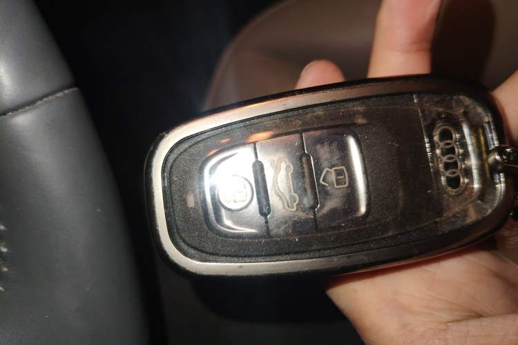 Used Audi Q5 2012 2.0TFSI Comfort Version
