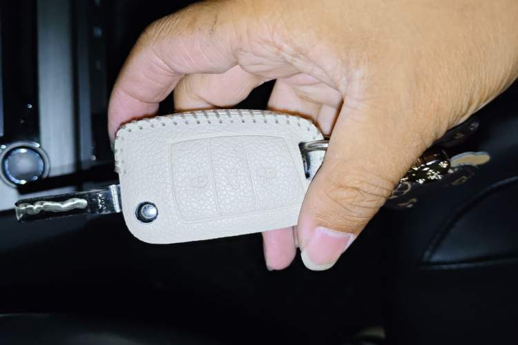 Used Volkswagen Golf 2015 1.4TSI Automatic Comfort Model Vehicle Key